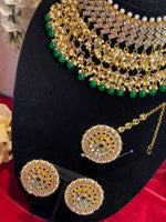 छवि को गैलरी व्यूअर में लोड करें, Green kundan jewelry Indian Necklace Set