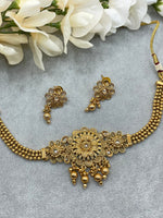 Load image into Gallery viewer, Antique Gold Matt Golden Temple Jewerly Set
