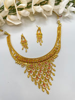 Load image into Gallery viewer, Farida Golden Necklace Sets
