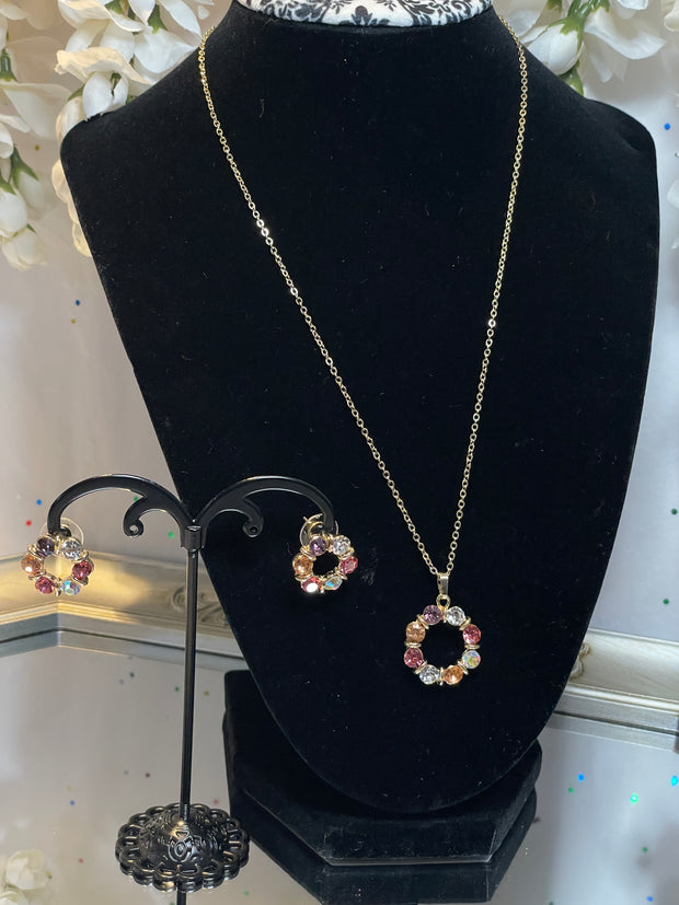 Gold Chain with Coloured Rhinestone Ringed Pendant Set
