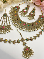 Load image into Gallery viewer, Antique gold indian bridal jewellery set 
