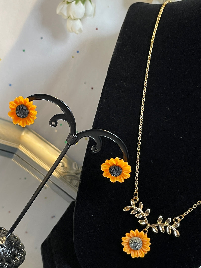 Sunflower Necklace Earrings Set
