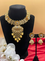 Load image into Gallery viewer, Kamla gold Plated temple Jewerly Necklace Set

