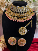 छवि को गैलरी व्यूअर में लोड करें, Peach kundan jewelry Indian Necklace Set