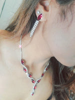 छवि को गैलरी व्यूअर में लोड करें, Red Rhinestone Necklace and Earrings Set - Affinity Giya